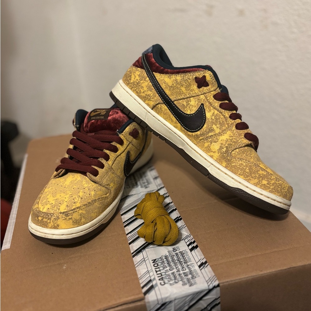 Nike Dunk SB ‘City of Cinema’